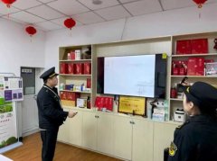 当心!专家和主持人竟